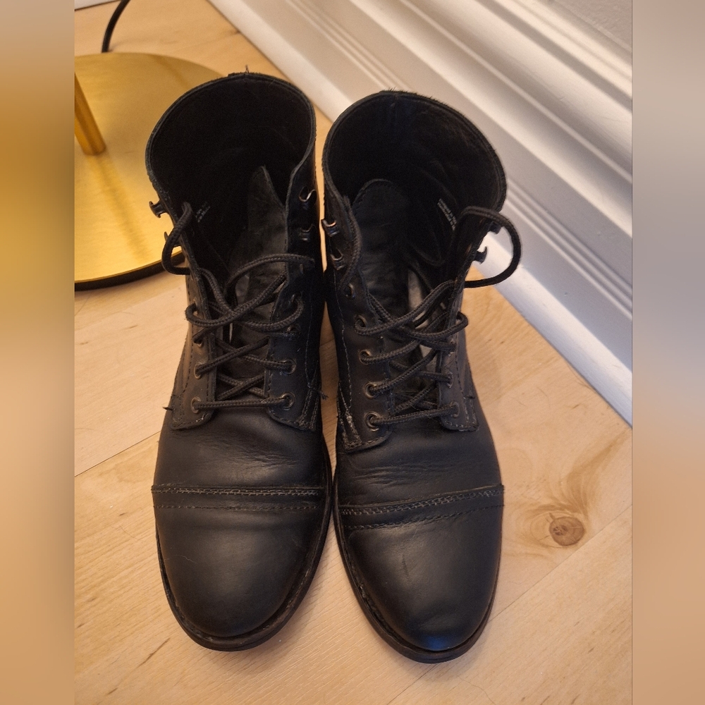 GUC Thursday Boots Women's Captain Boots
